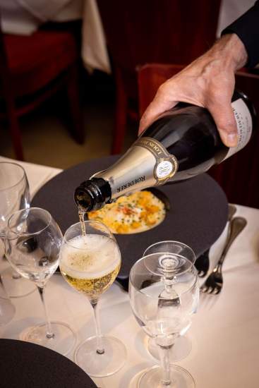 champagne restaurant bel cacnot paris